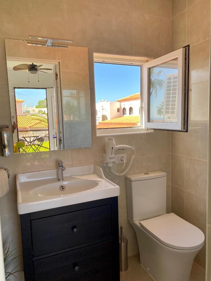 Juangy'S Apartments In Las Adelfas Golf Del Sur San Miguel de Abona Exterior photo
